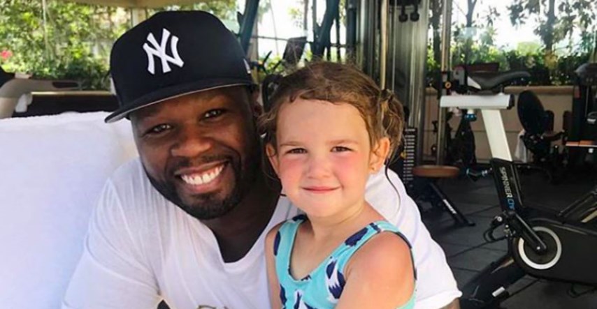 Reper 50 Cent navijao za trogodišnjakinju koja ga je zamolila da je gleda dok pliva
